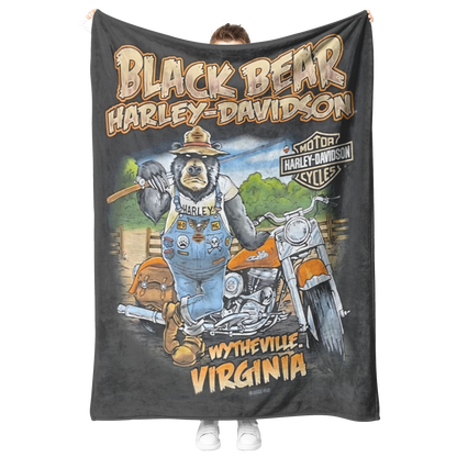 Harley_Davidson_Black_Bear_Blanket_Gift__V_Blanket_Model_Mockup.png