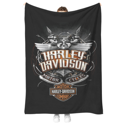 Harley_Davidson_Eagle_Mafia_Velveteen_So_V_Blanket_Model_Mockup.png