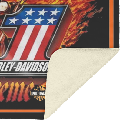 Harley_Davidson_Extreme_Heat_Blanket_Gif_V_Blanket_Sherpa_Mockup.png