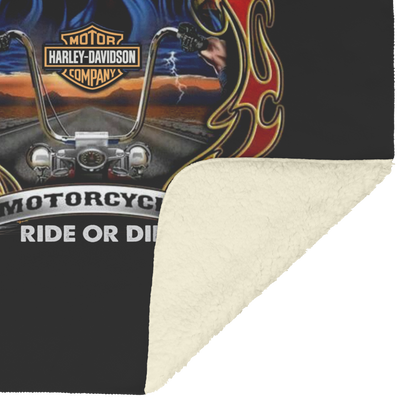 Harley_Davidson_Fiery_Eagle_Blank_Gift_f_V_Blanket_Sherpa_Mockup.png