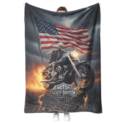 Harley_Davidson_Ghost_Rider_Velveteen_So_V_Blanket_Model_Mockup.png_15309053