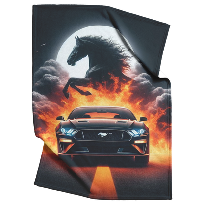 MUSTANG_Blanket_30_40_V_Blanket_Top_Bottom_Folds_Mockup.png