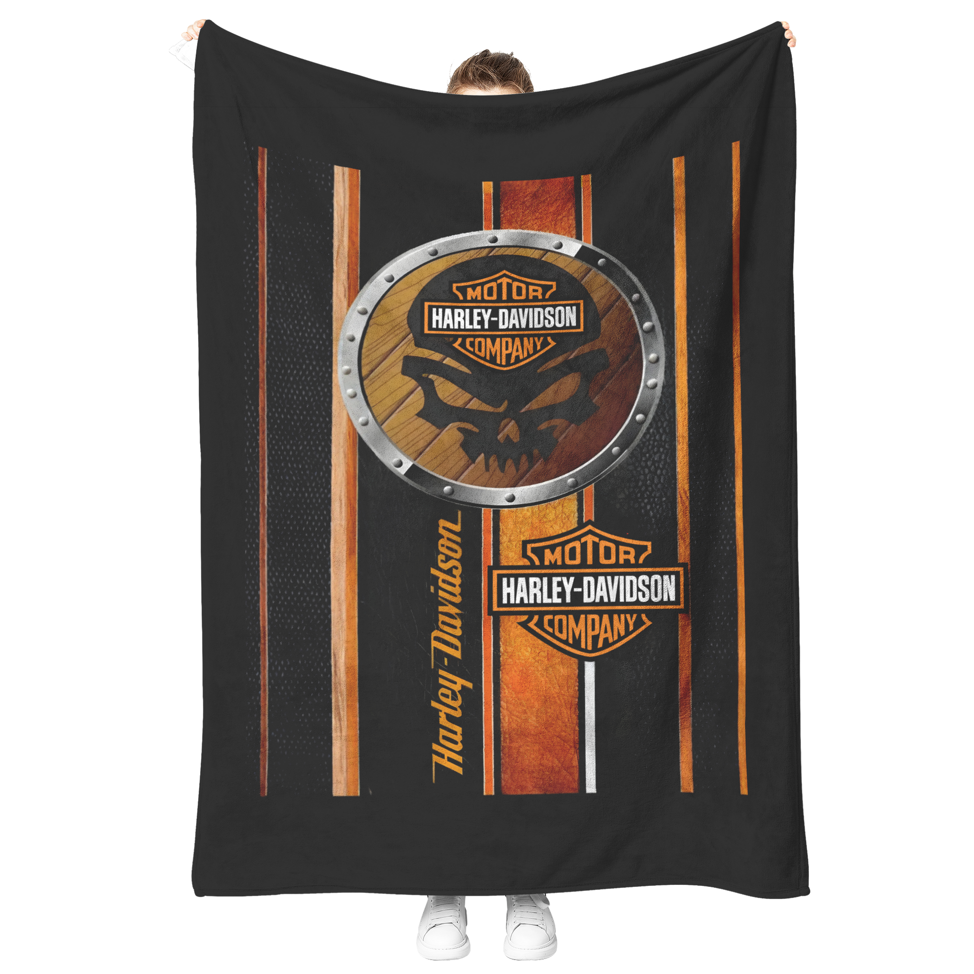 Skull_Shield_Willie_G_Harley_Davidson_Ve_V_Blanket_Model_Mockup.png_15666787